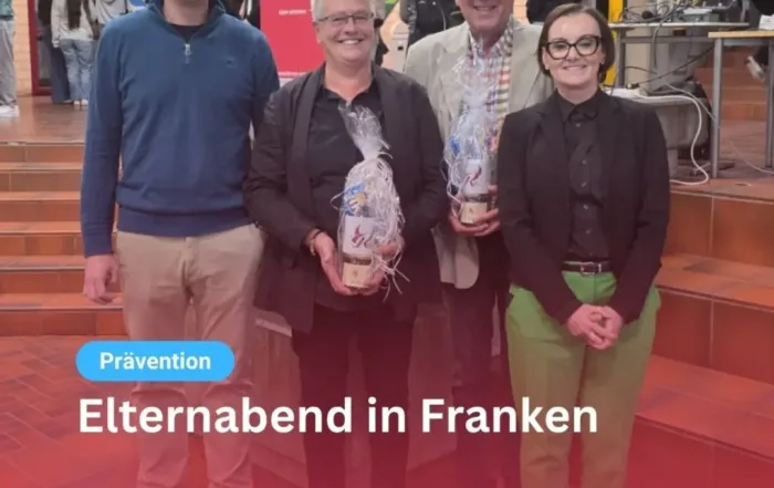 Lehrer und Tils Eltern