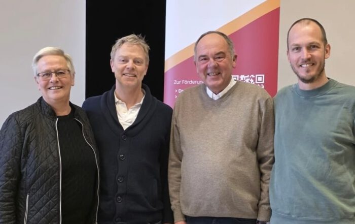 Christiane und Eltern vor Rollup